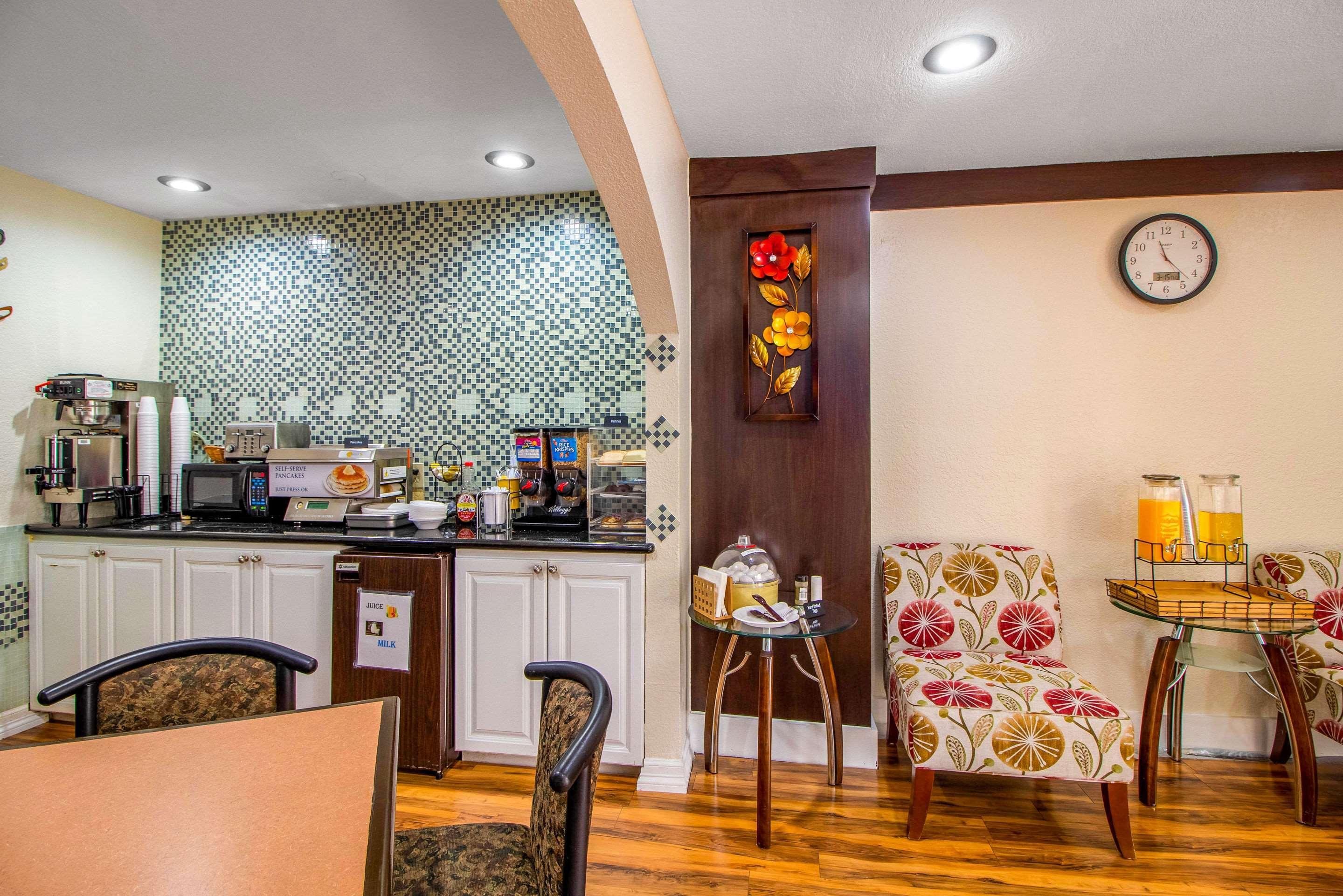Rodeway Inn & Suites Houston Near Medical Center Eksteriør bilde