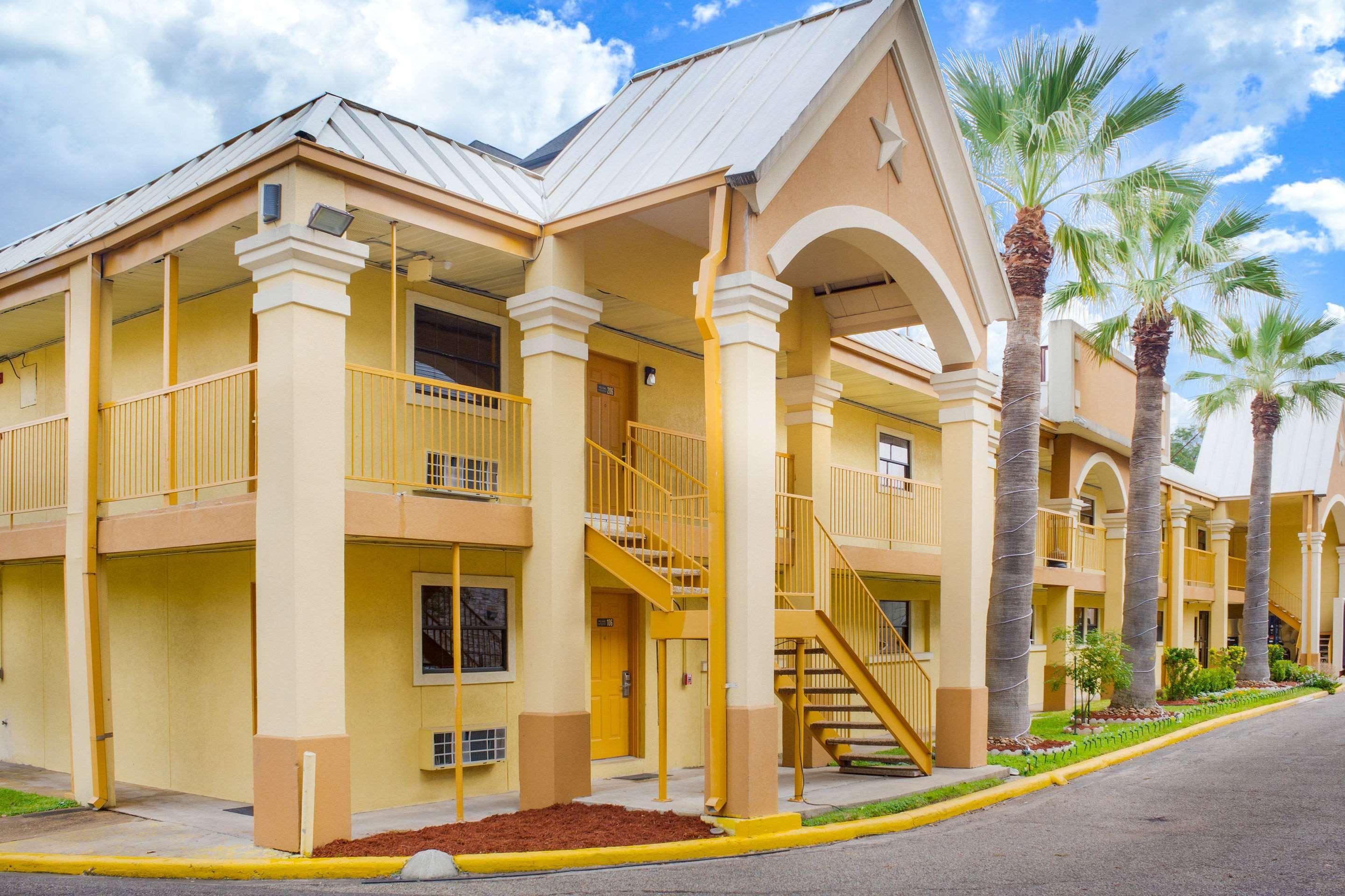 Rodeway Inn & Suites Houston Near Medical Center Eksteriør bilde