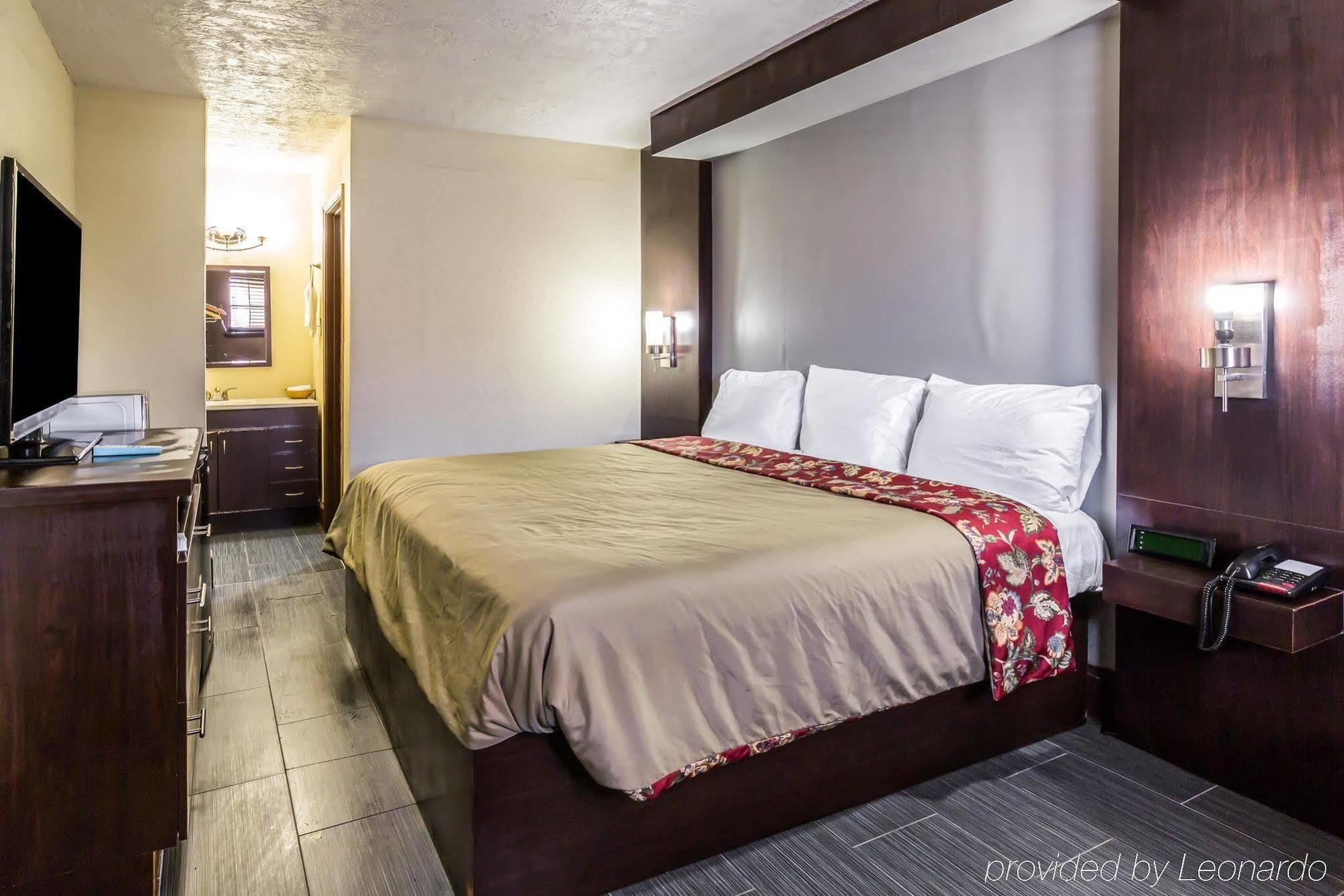 Rodeway Inn & Suites Houston Near Medical Center Eksteriør bilde