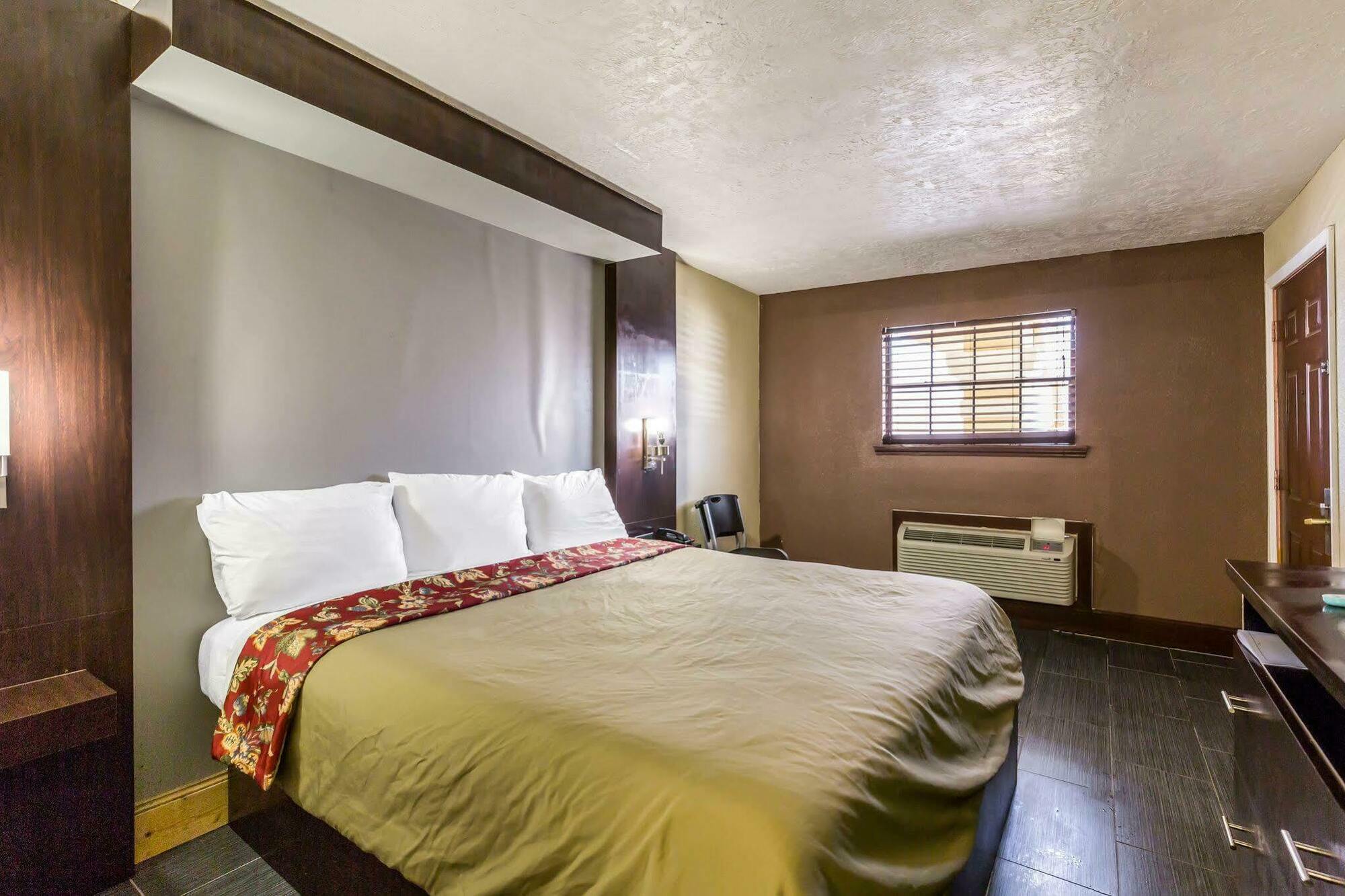 Rodeway Inn & Suites Houston Near Medical Center Eksteriør bilde